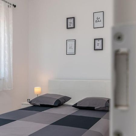 Apartman Spiro トロギール エクステリア 写真