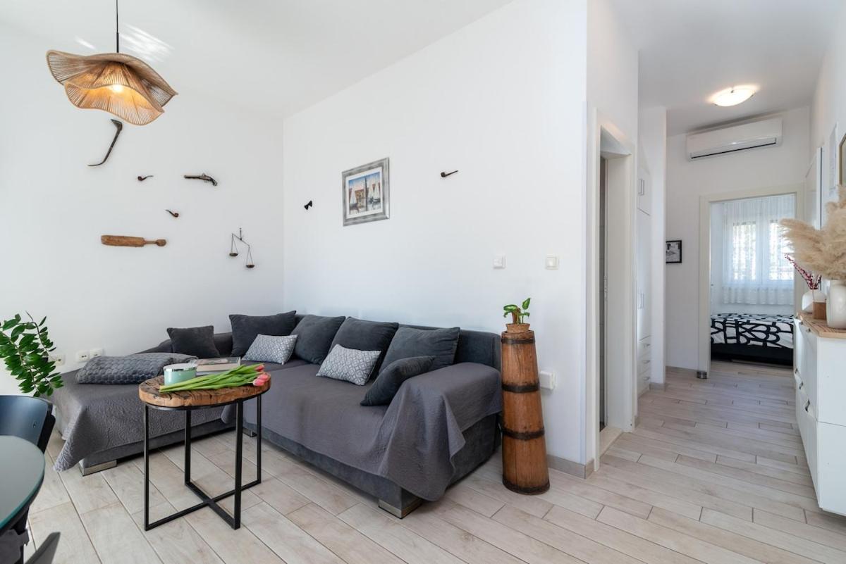 Apartman Spiro トロギール エクステリア 写真