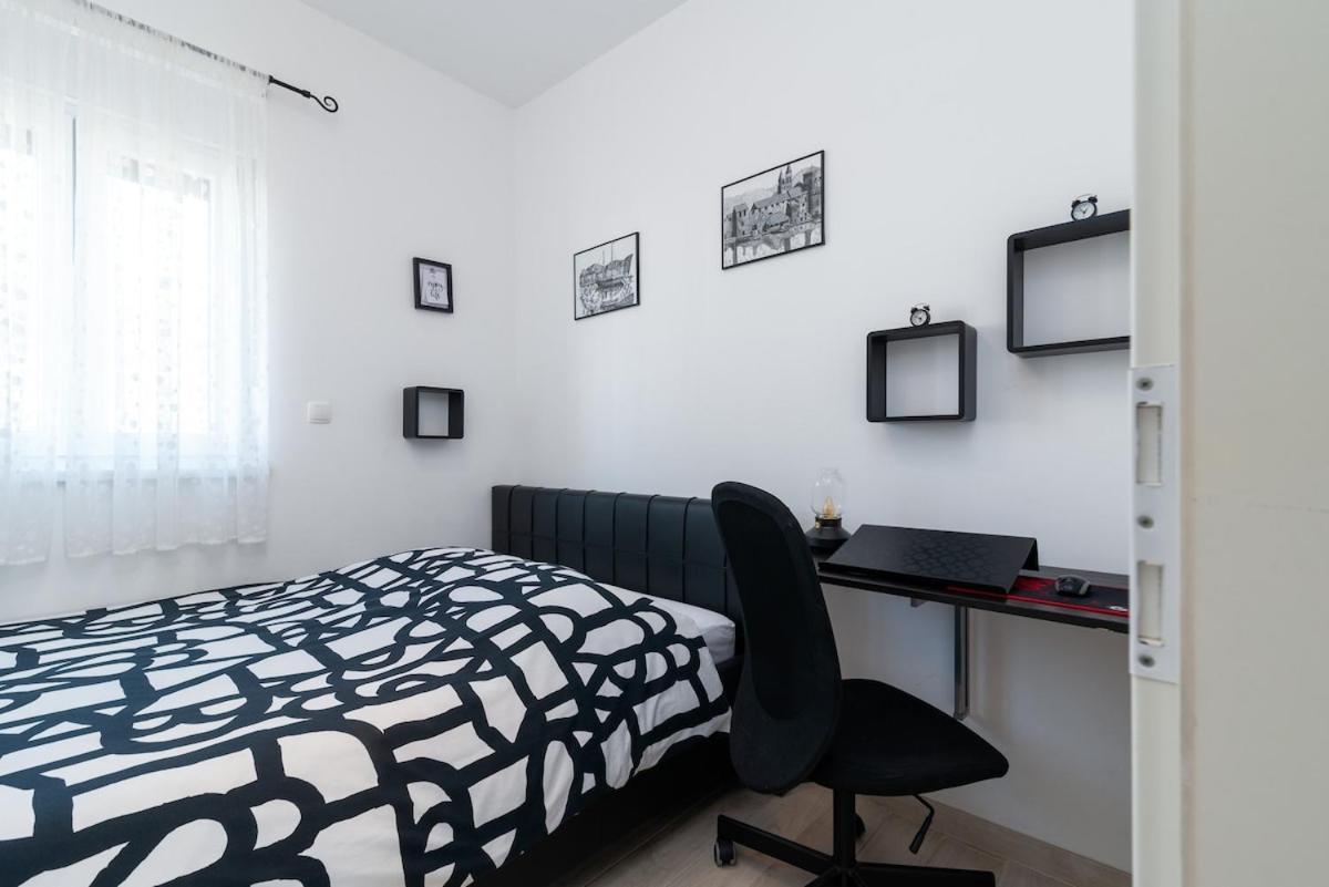 Apartman Spiro トロギール エクステリア 写真
