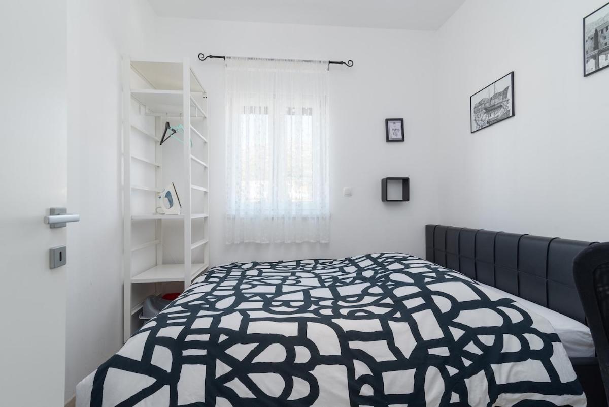Apartman Spiro トロギール エクステリア 写真